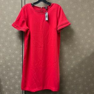 🔥🔥🔥NEW Ann Taylor Pink Red Petite Ruffle Sleeves Dress 12P